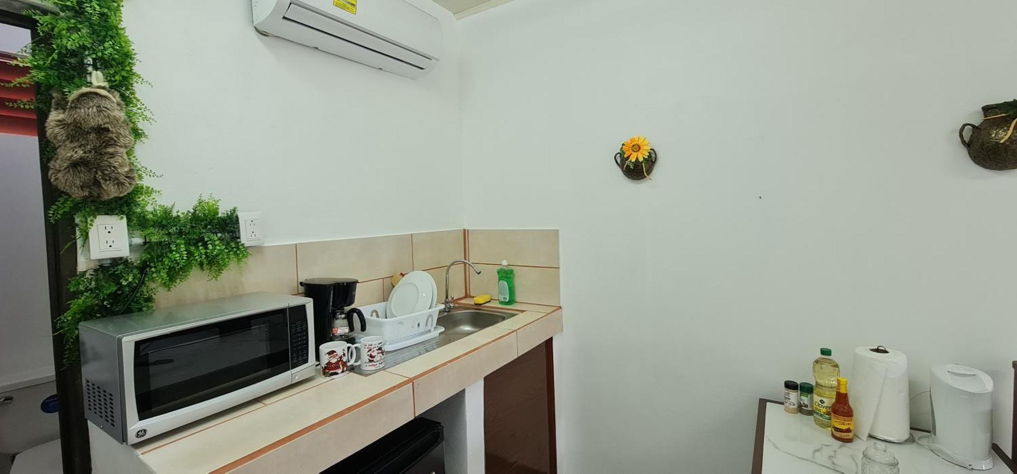 Sleep&go! Cabinas En Siquirres Centro - Rafting Tour - Tarifa Corporativa Disponible Apartment *