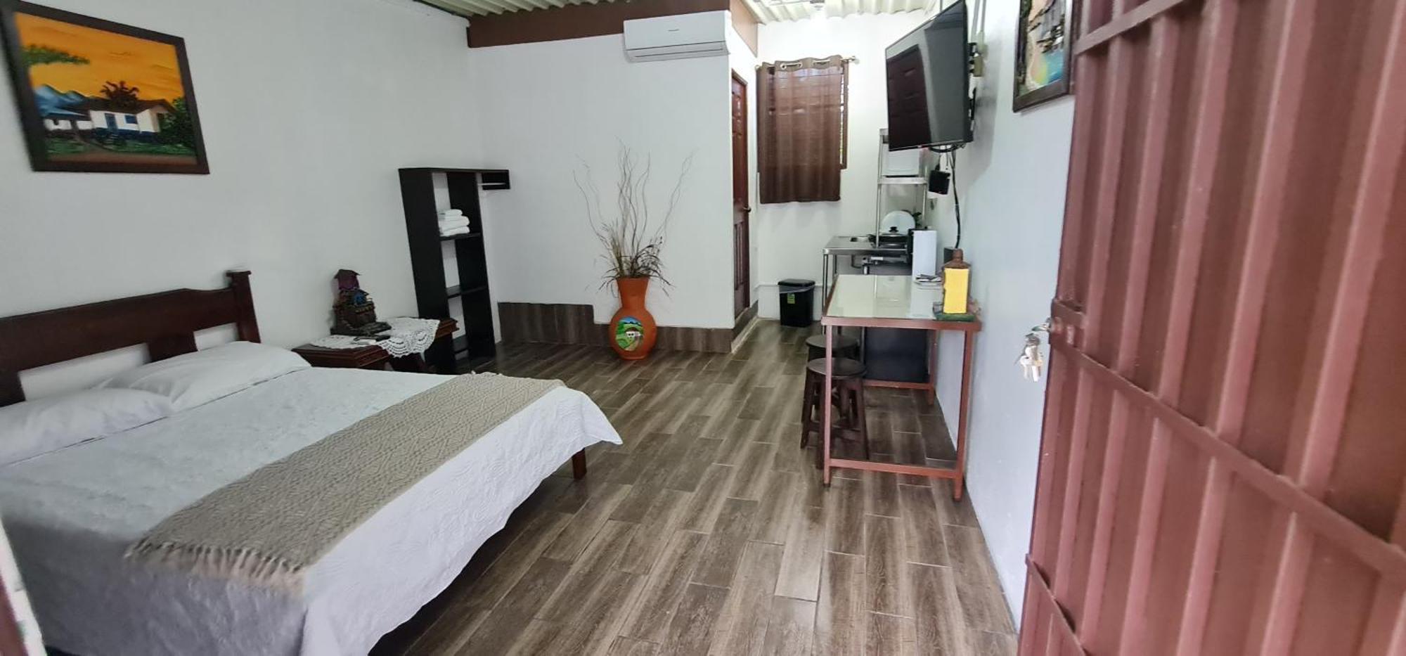 Sleep&go! Cabinas En Siquirres Centro - Rafting Tour - Tarifa Corporativa Disponible Siqurres Da Alegria